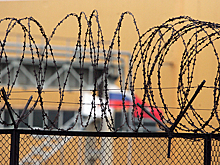 Бывшего начальника российской колонии осудили за получение взяток от осужденных