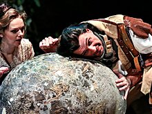 Динозавры, привидения и старая сказка на новый лад. Восемь детских спектаклей февраля