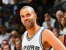 Разыгрывающий "Сан-Антонио" Паркер пропустит старт следующего сезона