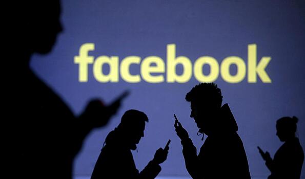 Акции Facebook и Twitter подешевели на 4% и 2,6%