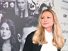 Младший сын Марии Мироновой на свежем фото: копия молодого отца или известного деда?