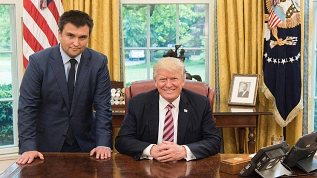 "Зрада" или "перемога": Киев пытается "расшифровать" сигналы Трампа