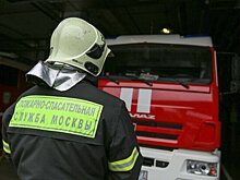На севере Москвы эвакуированы 15 человек из-за возгорания в салоне красоты