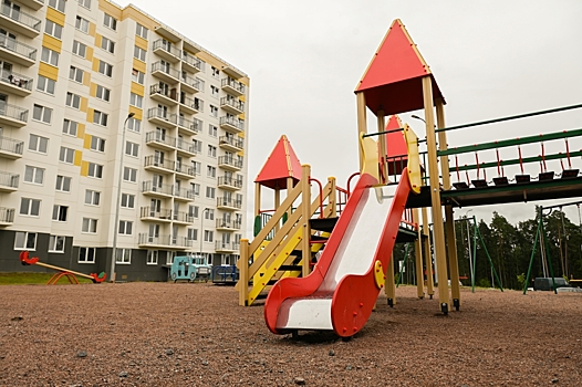 В Луге завершается строительство ЖК для переселенцев из аварийного жилья