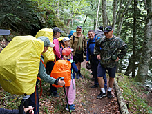 Министр ГО и ЧС Кубани проверил туристские маршруты региона, пройдя 42 километра
