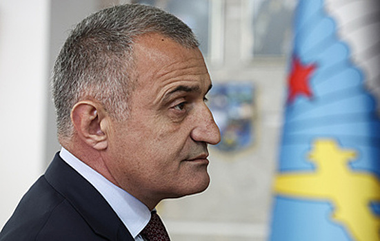 Действующий президент Южной Осетии признал поражение на выборах