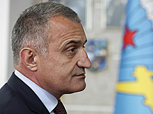 Действующий президент Южной Осетии признал поражение на выборах