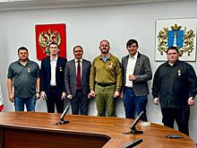 «Никто, кроме нас»: в Ульяновске наградили активистов, оказывающих помощь бойцам на передовой