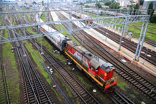 В Ростовской области 35-летний мужчина выжил после того, как попал под поезд