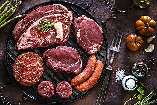 Врач рассказала, кому нужно отказаться от красного мяса