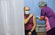 В Москве открылась запись на вакцинацию от COVID-19 для новых категорий граждан