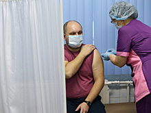 В Москве открылась запись на вакцинацию от COVID-19 для новых категорий граждан
