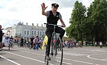 Владелец самого маленького взрослого велосипеда в мире побывал в Нижнекамске