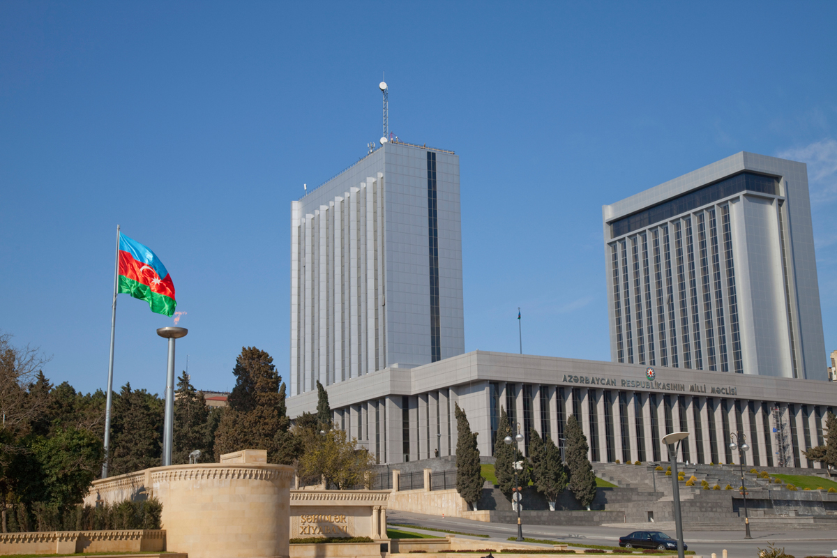 Баку, Азербайджан, Европа