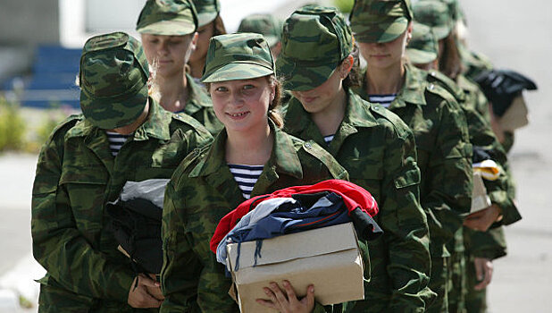 Москалькова высказалась за призыв девушек в армию