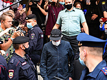 Депутат Госдумы просит проверить, нарушил ли Ефремов условия домашнего ареста