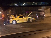Фото: Желтый Porsche из Москвы разбили на дороге в Нижнем Новгороде