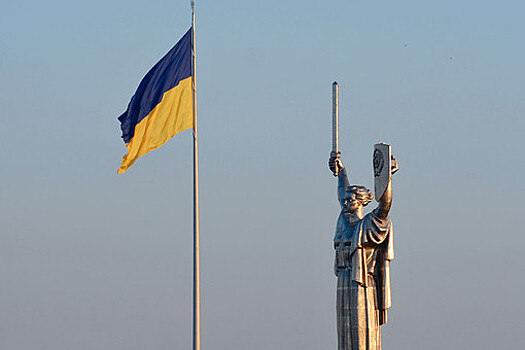 Киев ввел санкции против 100 украинцев