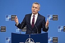Генсек НАТО заявил о десятках тысяч российских военных у границ с Украиной