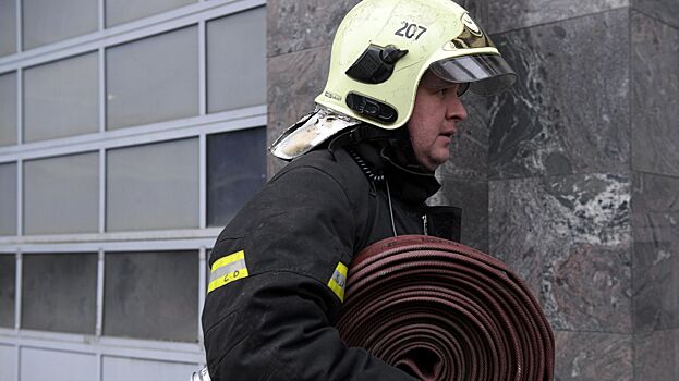 Российские дети заживо сгорели в квартире из-за ушедшей в салон красоты няни