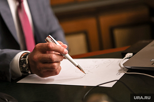 Заксобрание ЯНАО переведет зарплаты на помощь военнослужащим