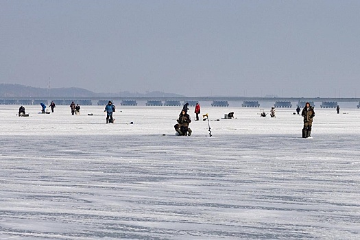 В Приморье запустили квадрокоптер, оповещающий о запрете выхода на лед