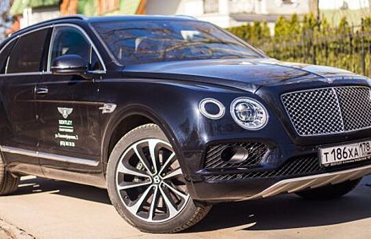 Самый высокий транспортный налог в Мурманске платят за Bentley