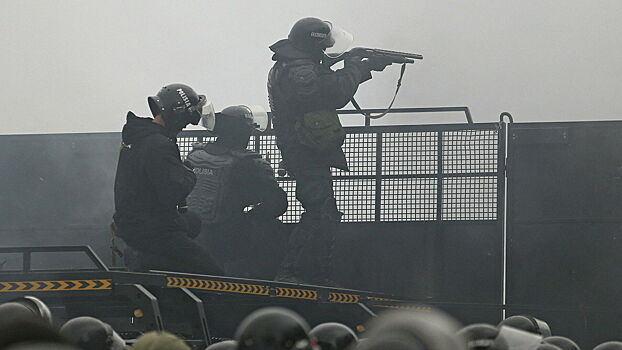 В ходе протестов в Алмате застрелили силовика