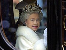 Съемки шестого сезона «Короны» приостановят из-за смерти Елизаветы II