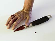 Россиянка ударила ножом мужа в ответ на избиения табуреткой