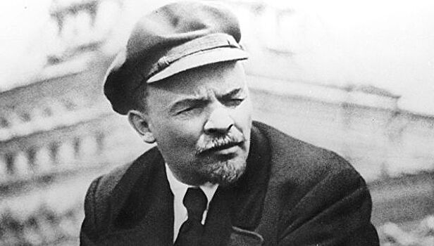 Владимир Ленин: какое на самом деле было отчество у вождя пролетариата