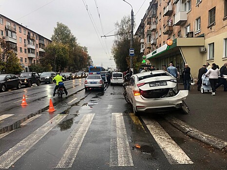 В Твери на Волоколамском проспекте произошло ДТП с пострадавшими