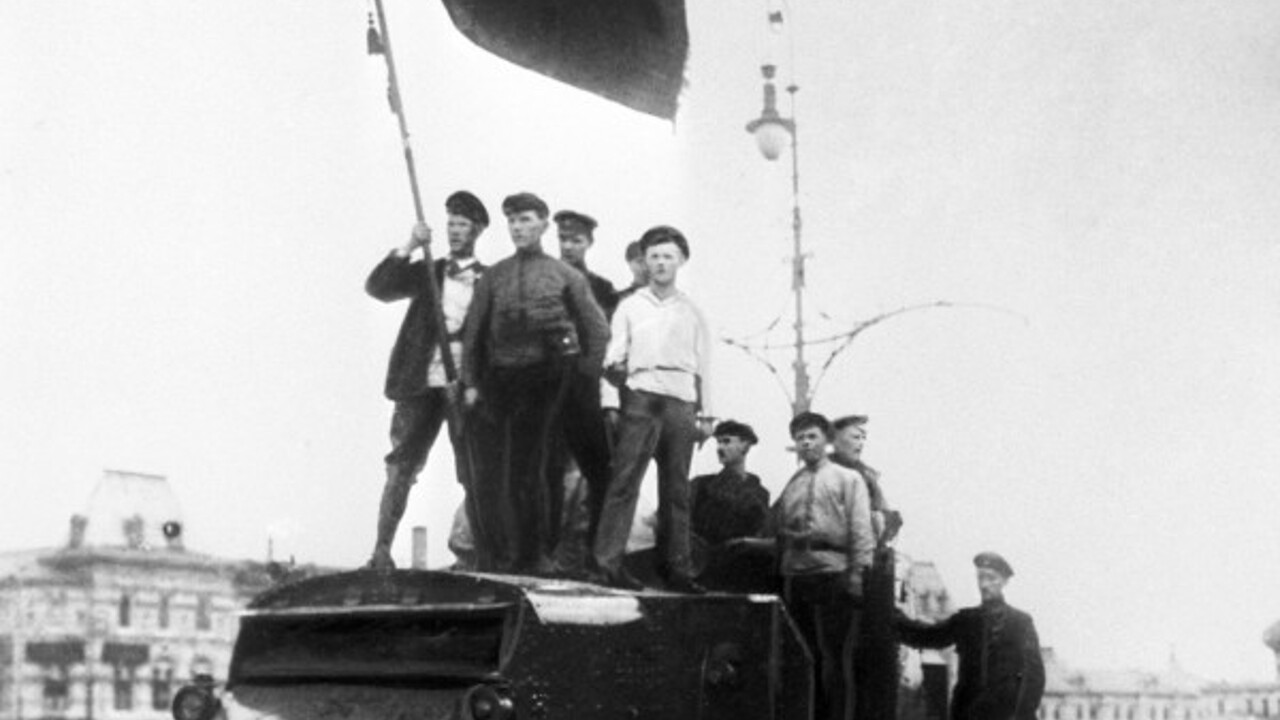 Әтештер мен секс ойыншықтары порно