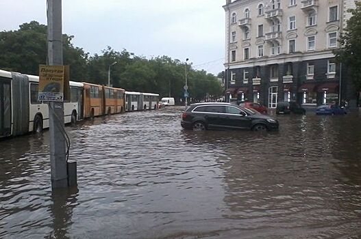 Великий потоп. Власти объяснили, почему Псков превращается в Вене
