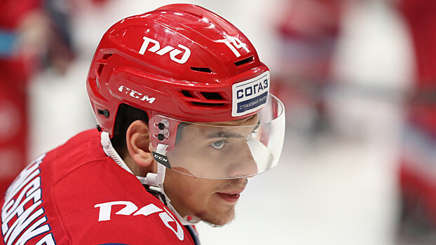 «Ак Барс» не может договориться с нападающим Денисенко о контракте