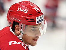 «Ак Барс» не может договориться с нападающим Денисенко о контракте