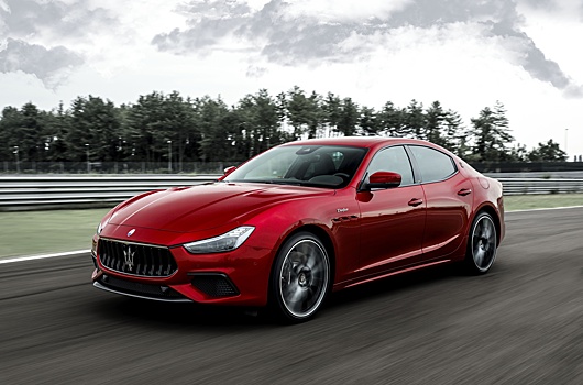 Maserati Ghibli впервые получил «восьмерку» Ferrari