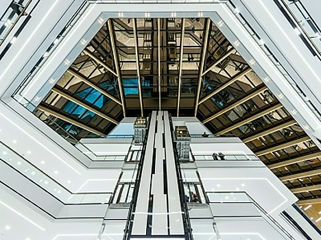 В "Москва-сити" появился самый высокий в Европе лифт