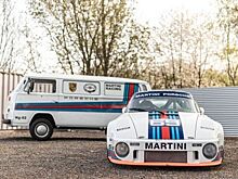 Взять оптом: можно купить Porsche 934/5 вместе с VW T2 Transporter