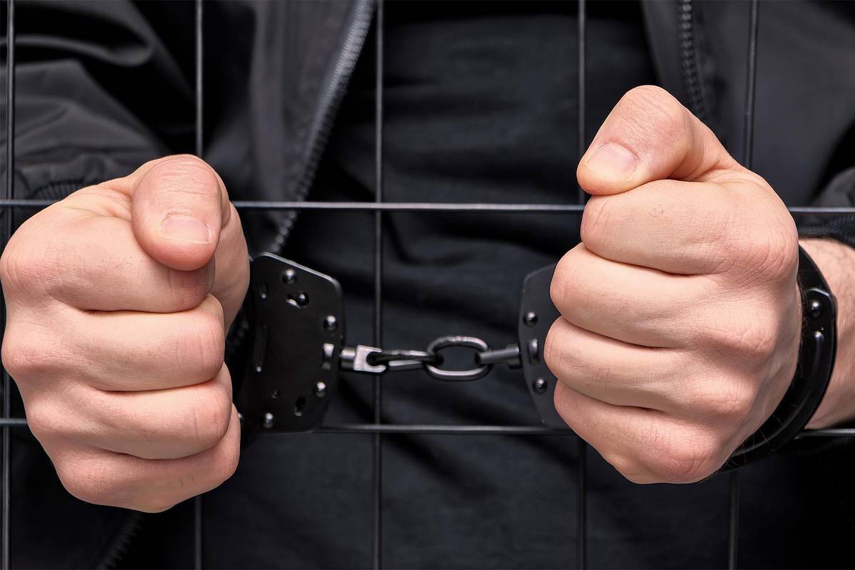 Молодой россиянин ради выживания сел в колонию