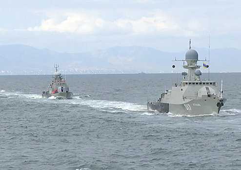 Малые артиллерийские корабли Каспийской флотилии вышли в морские полигоны для выполнения учебно-боевых задач