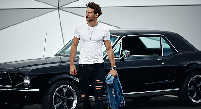 Ученые выяснили, какая походка «выдает» уверенного в себе мужчину