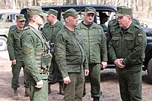 Минск: Министр обороны РБ инспектирует ход тактического учения