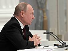 «Отнеситесь с пониманием». Путин поговорил с бизнесом о санкциях