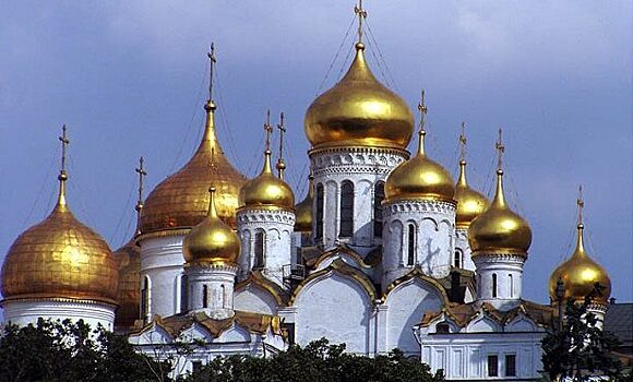 Почему в России купола храмов золотые