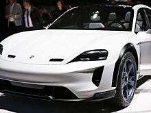 Porsche работает над проектированием Cross Turismo E