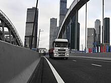 Грузовики с автопилотом хотят выпустить на ЦКАД