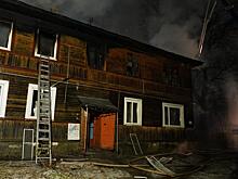 Межведомственная комиссия обследует дом 13 на Молодёжной в Вологде на пригодность для проживания