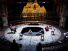 Его называют главным режиссером страны. Что нужно знать о новых спектаклях Богомолова