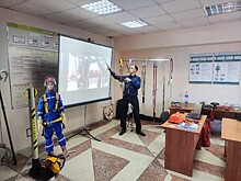 Сотрудники Хабаровских электрических сетей познакомились с уникальными системами для безопасной работы на высоте